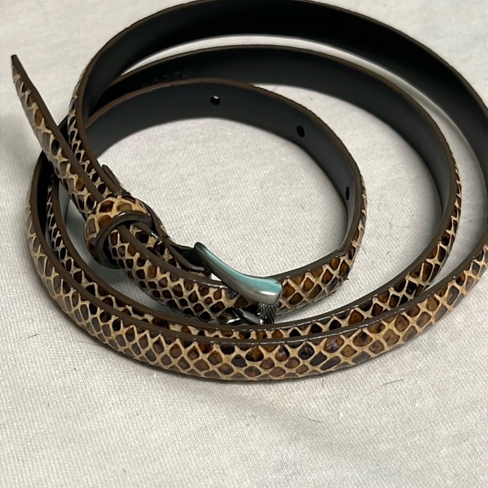 Ann Taylor loft snakeskin print belt